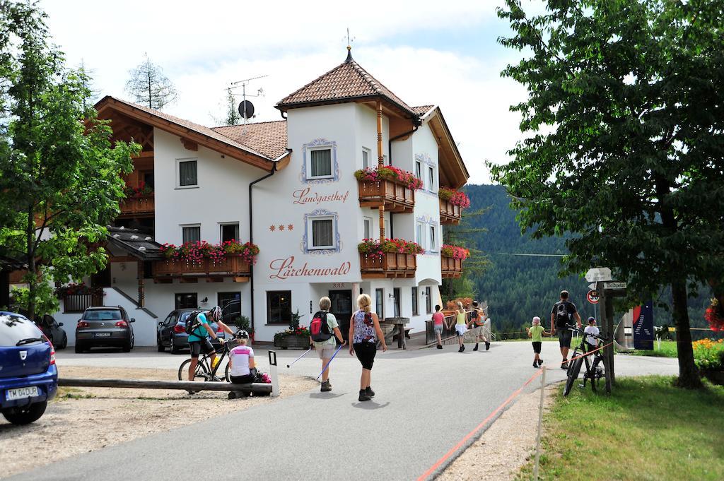 Hotel Landgasthof Laerchenwald Collepietra  Exterior photo