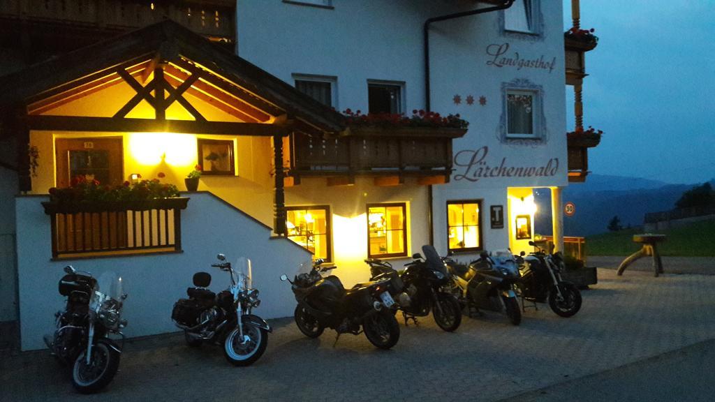 Hotel Landgasthof Laerchenwald Collepietra  Exterior photo